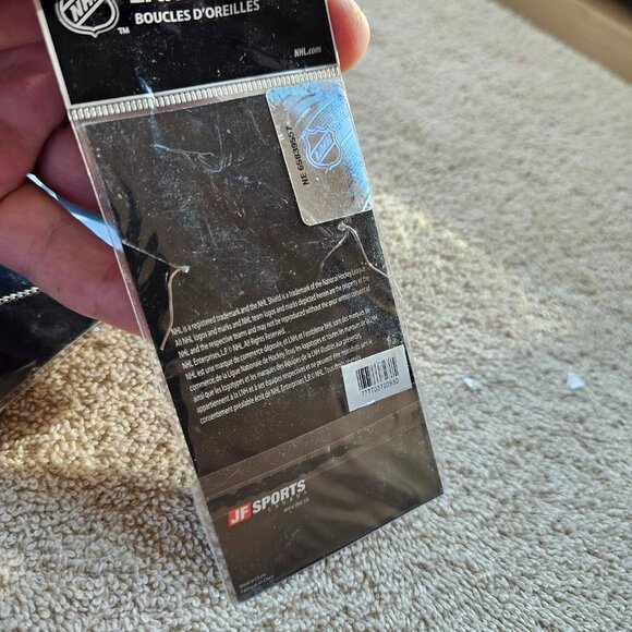 NHL necklace and earring set new OILERS - Picture 3 of 6